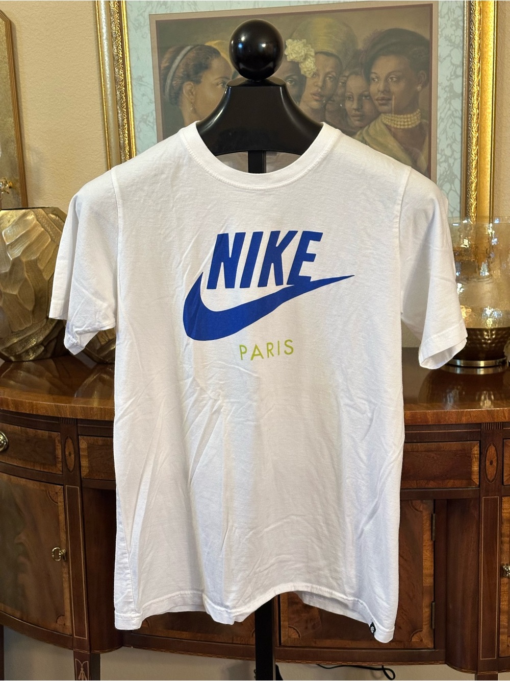 Nike Sportswear NSW White Paris Edition Swoosh Logo Tee Shirt